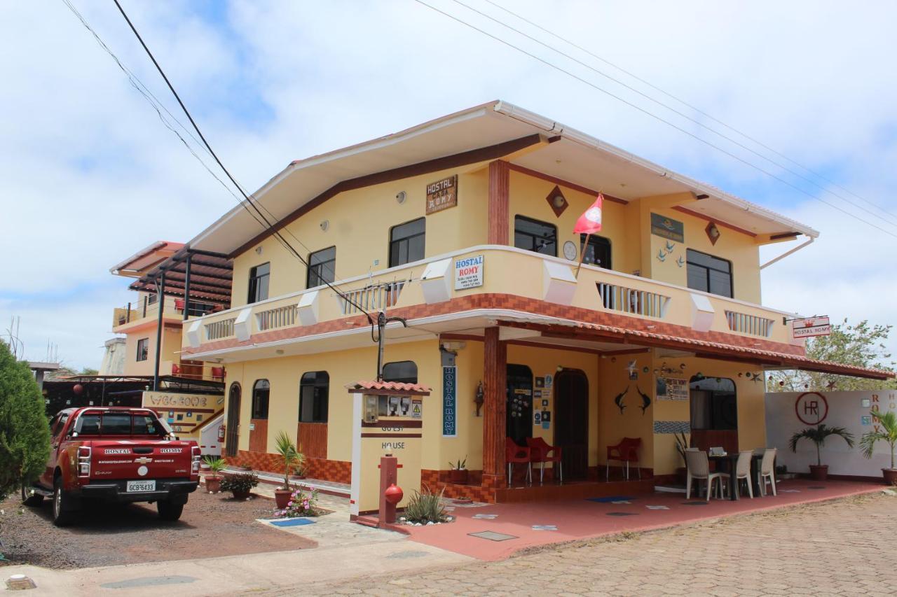 Hostal Romy Puerto Baquerizo Moreno Bagian luar foto
